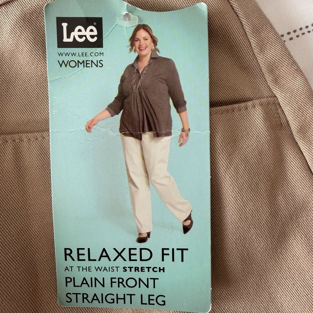 Lee Pants Womens 18 W Petite Biege Flax Relaxed Fit Straight Basic Khaki Classic - Picture 3 of 7
